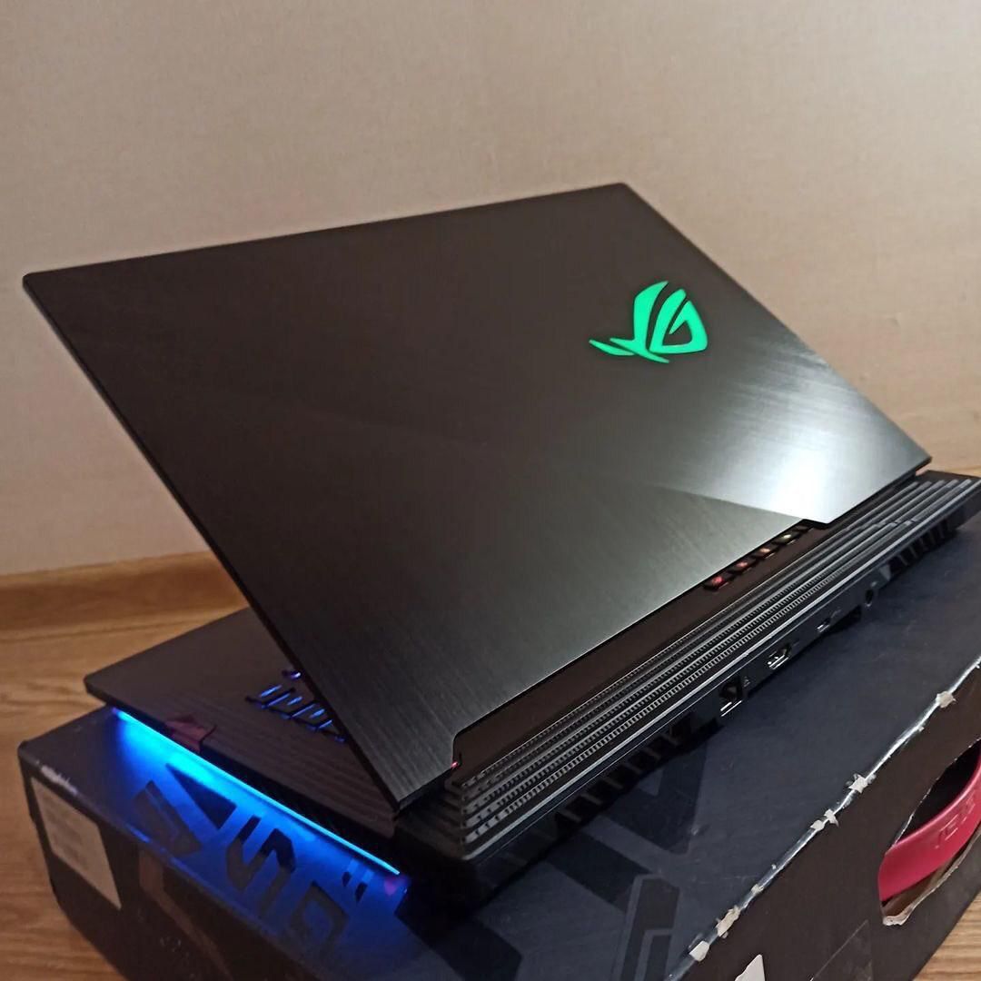 Asus ROG Strix